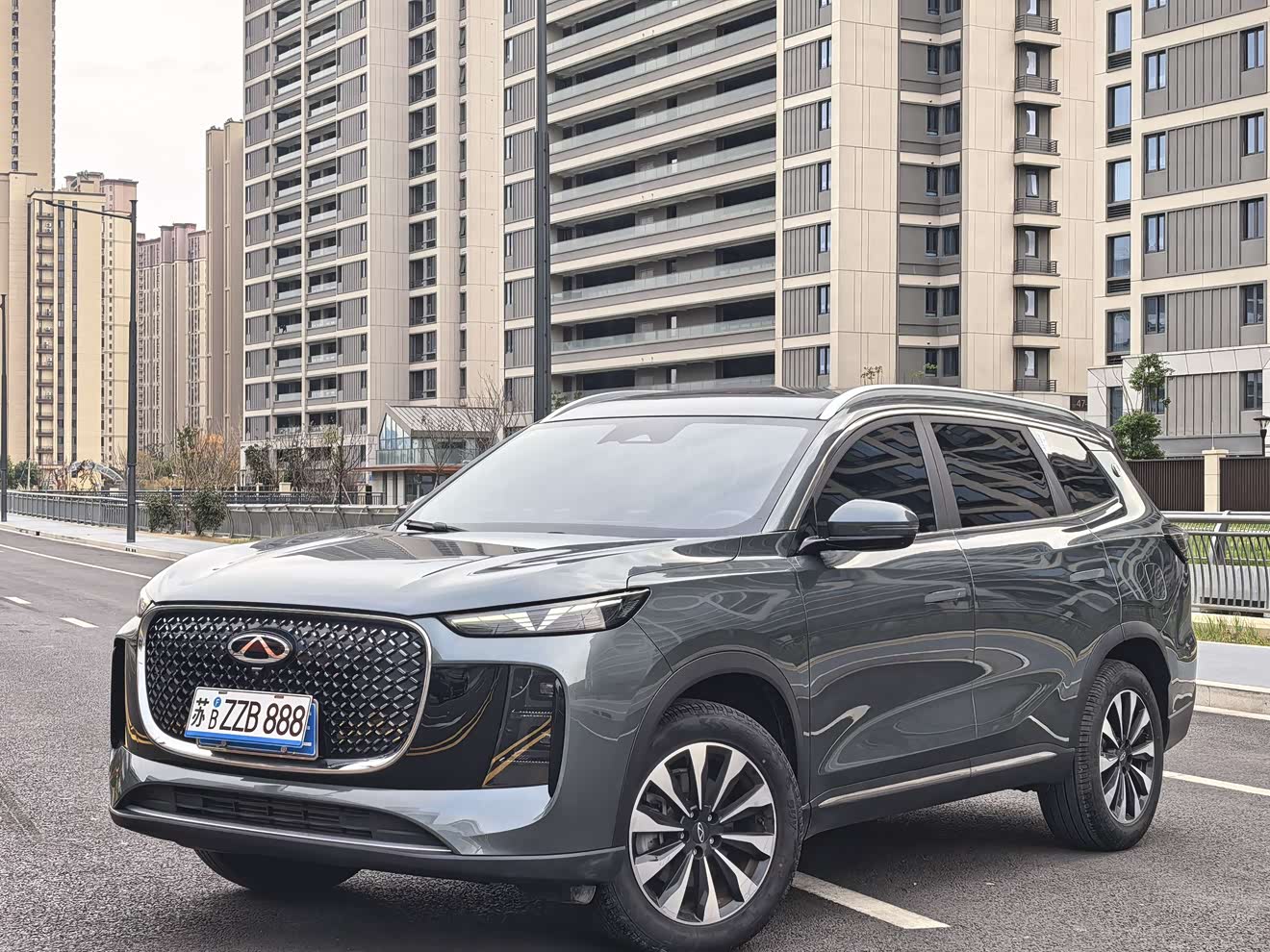 Chery Tiggo 8 Plus 2024 image de voiture 