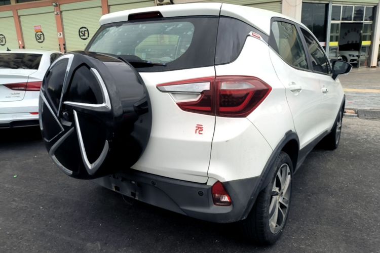 BYD Yuan 2018 car image #7