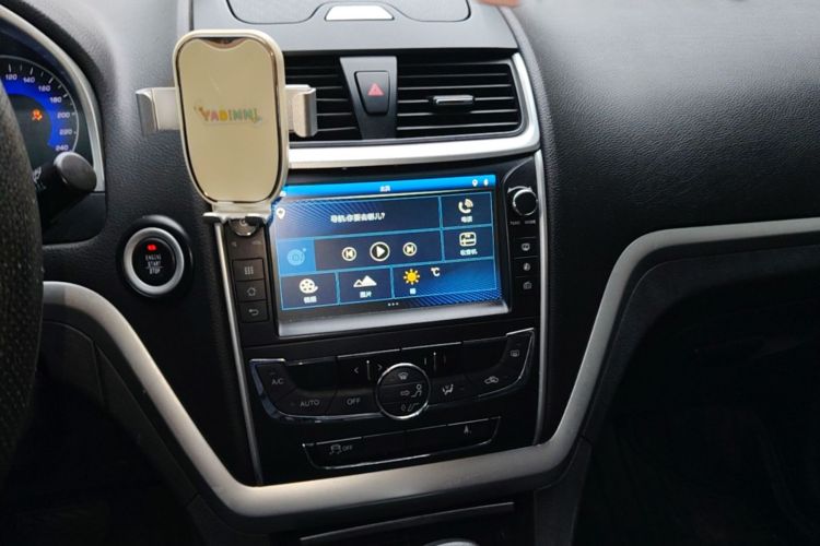 GEELY Emgrand 2016 #15 GEELY Emgrand 2016 car image #15