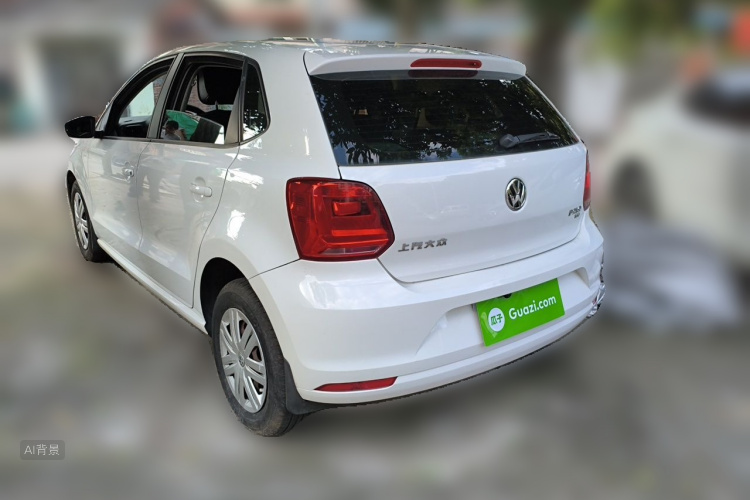 Volkswagen Polo 2019 car image #5