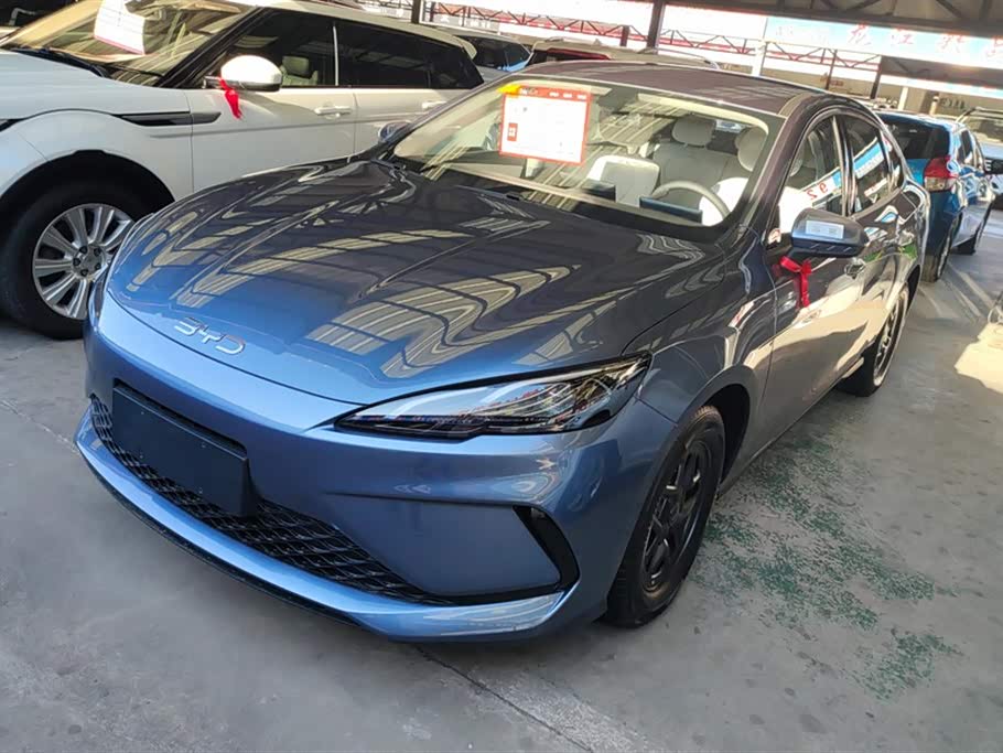 BYD Seal 05 DM-i 2025 car image 