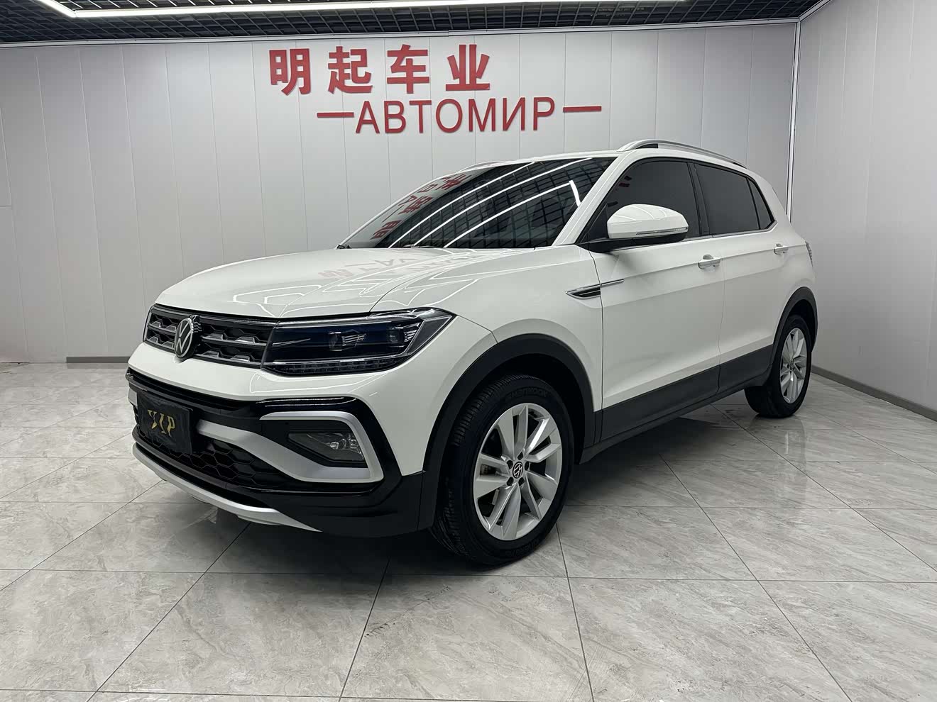 Volkswagen T-Cross 2021 car image 