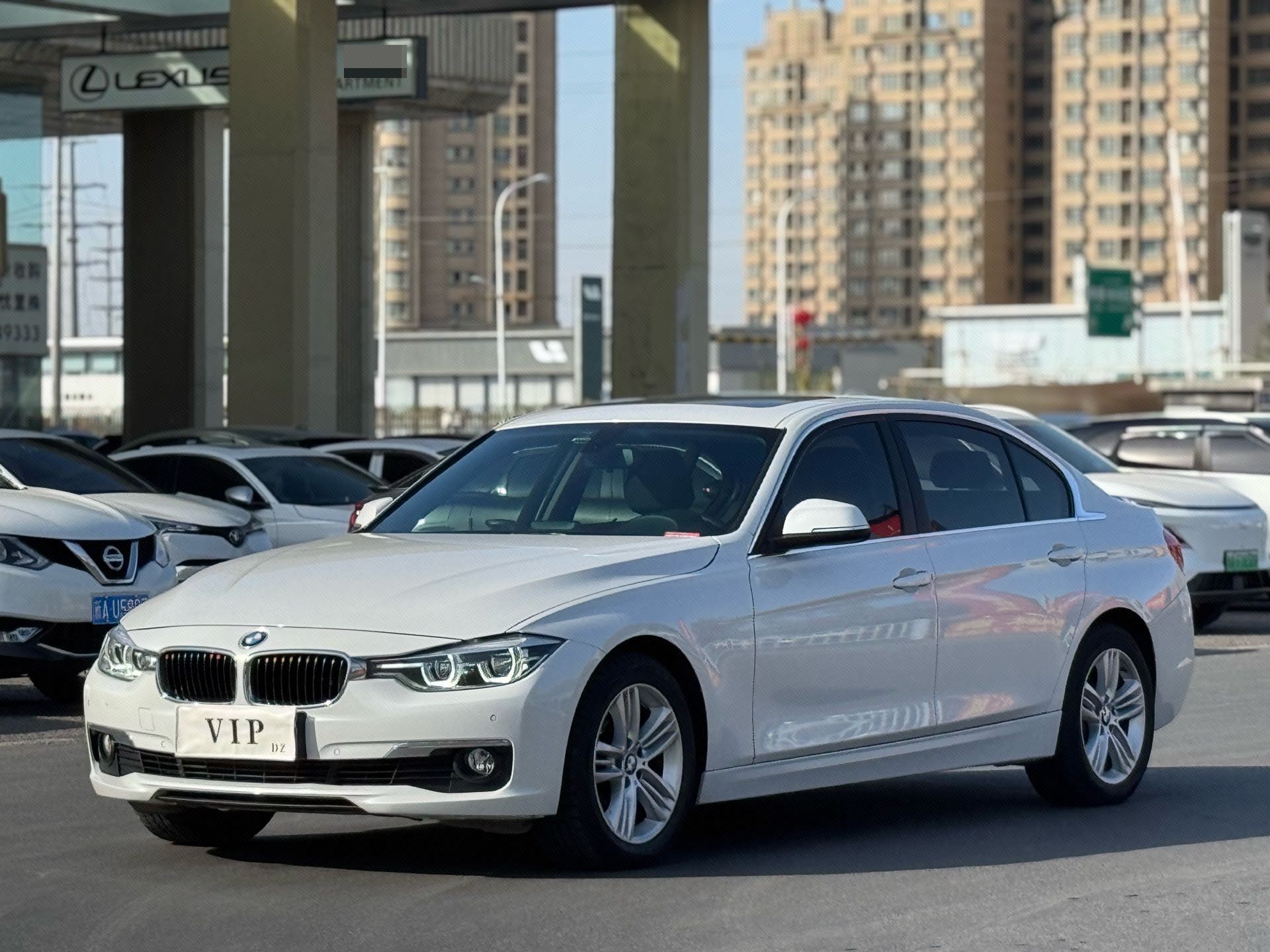 BMW 3 Series 2016 BMW 3 Series 2016 صورة سيارة