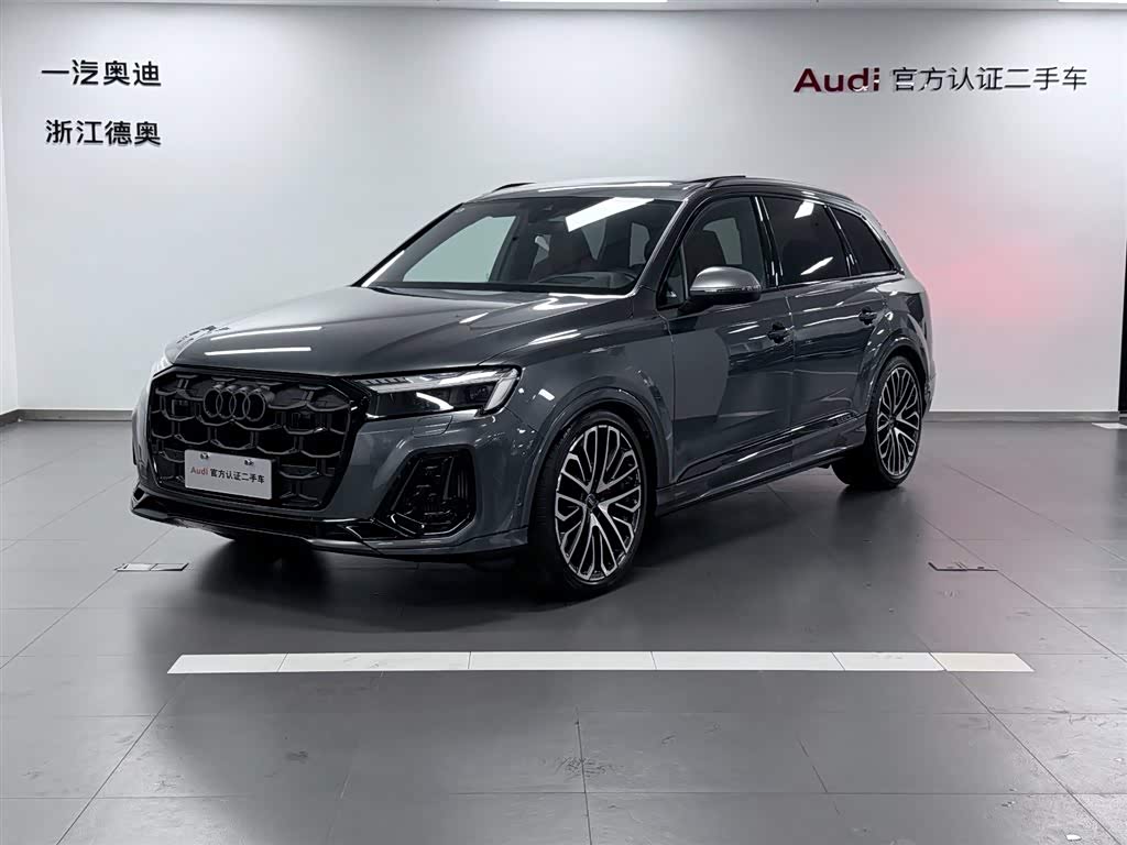 Audi SQ7 2024 car image 