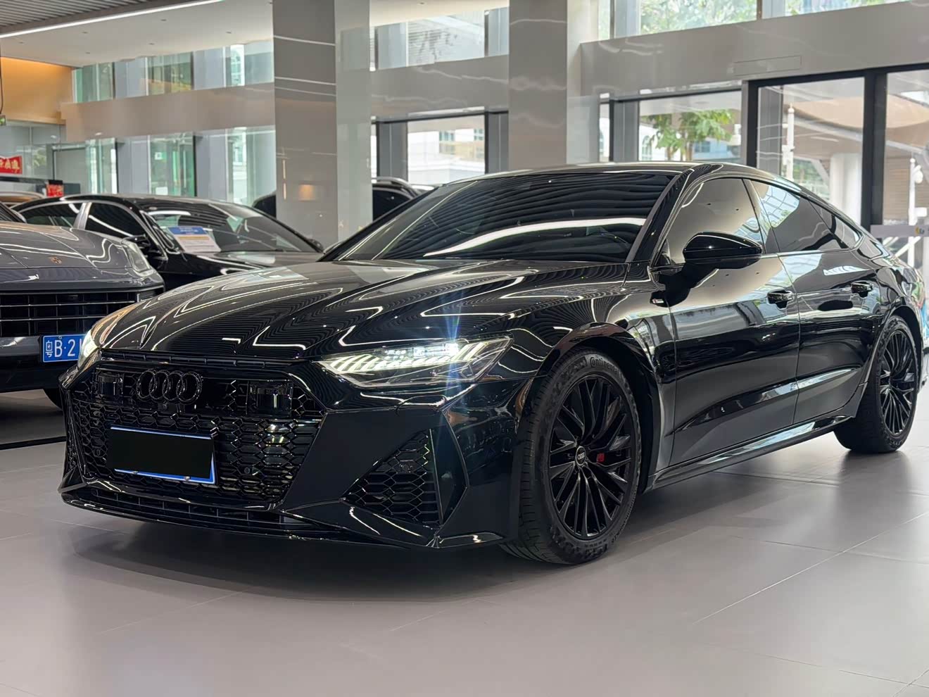 Audi A7 2021 car image 