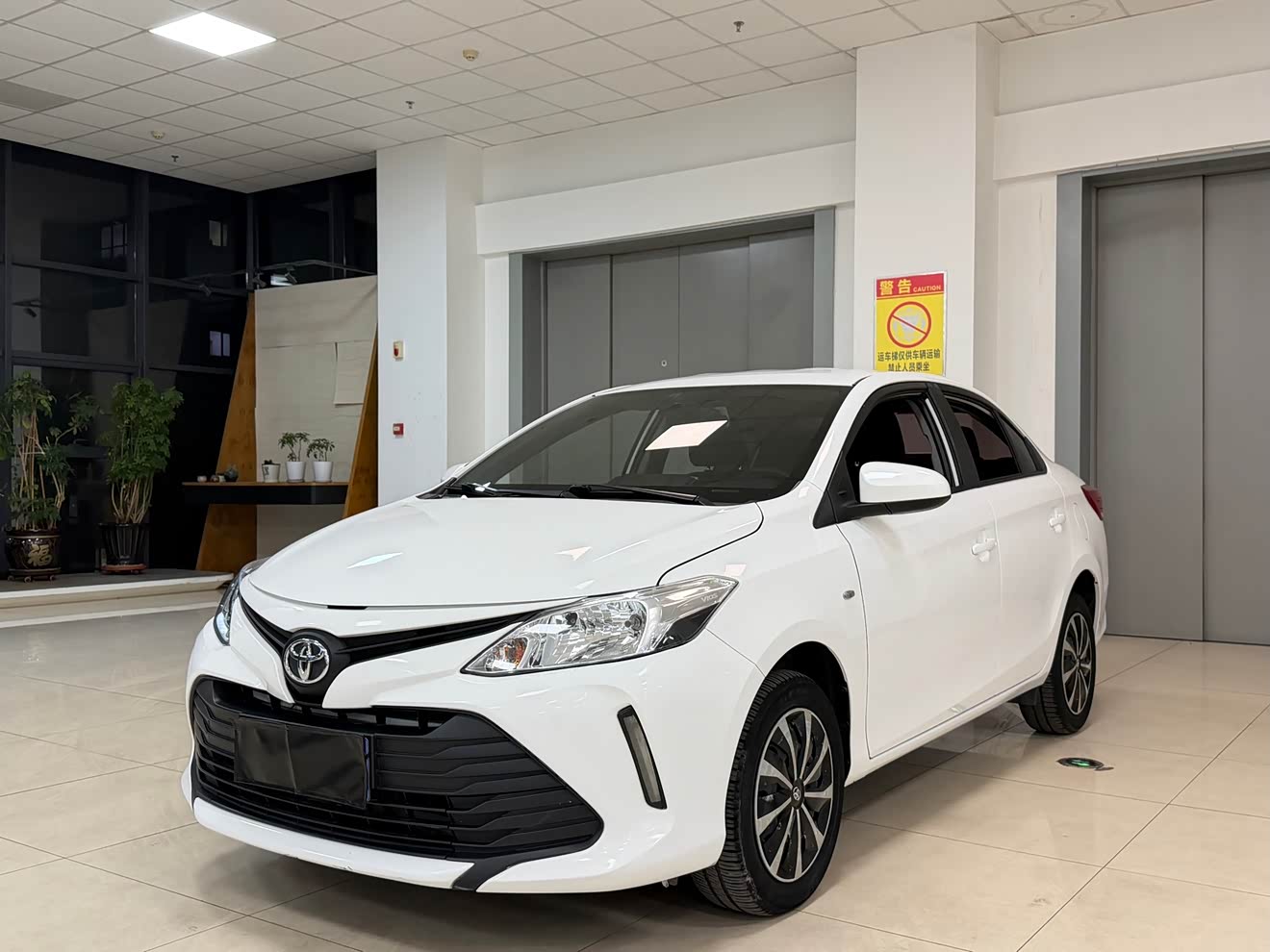 Vios 2018 car image 