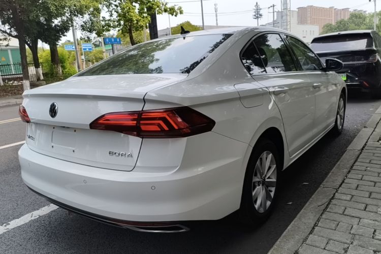 Volkswagen Bora 2021 car image #5