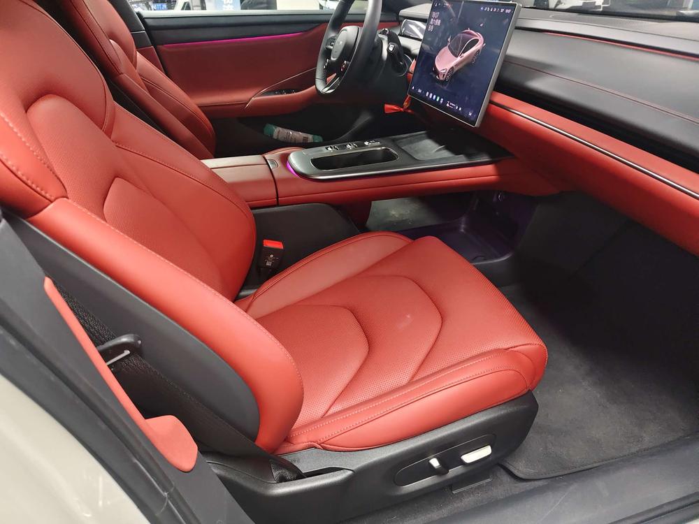 2025 car image #12