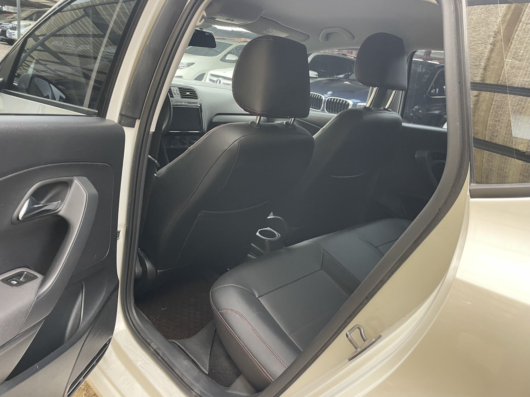 Volkswagen Polo 2019 #3 Volkswagen Polo 2019 car image #3