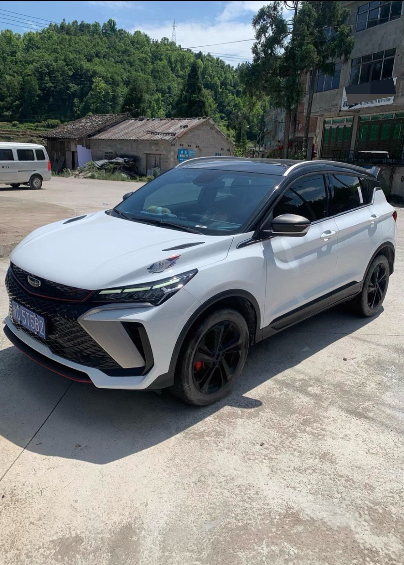 GEELY Coolray 2024 изображение автомобиля 