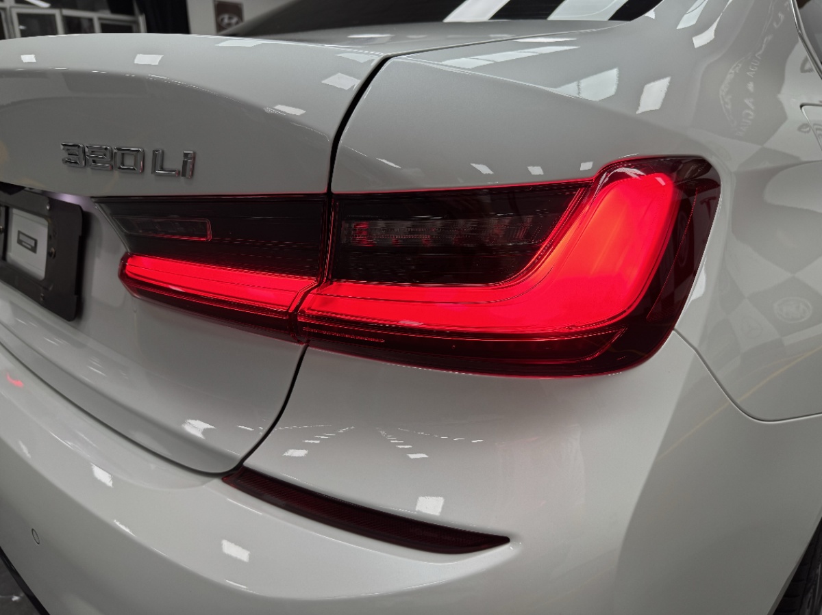 BMW 3 Series 2022 #21 BMW 3 Series 2022 car image #21
