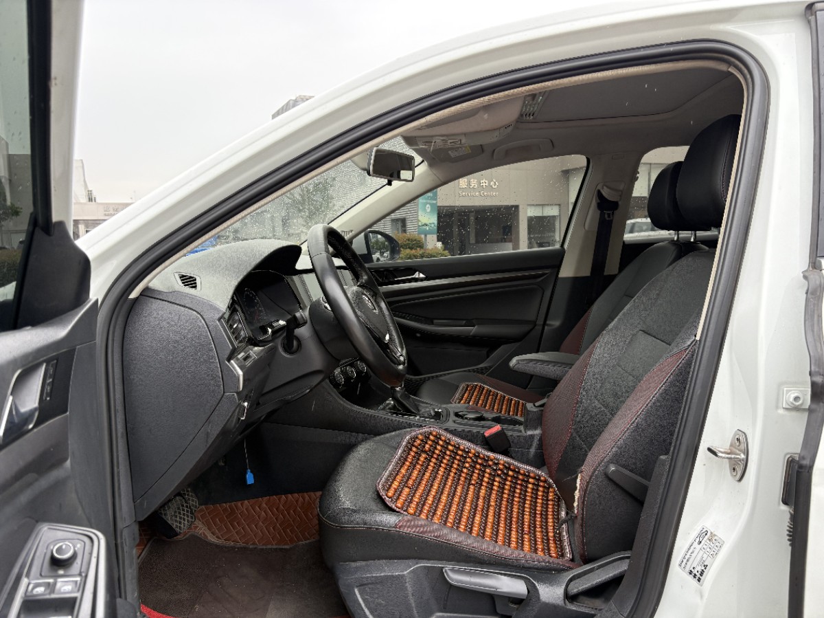Volkswagen Bora 2019 car image #4