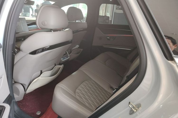 BYD Han 2024 #17 BYD Han 2024 car image #17