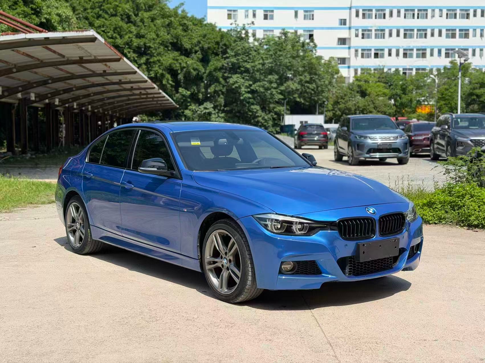 BMW 3 Series 2018 #5 BMW 3 Series 2018 car image #5