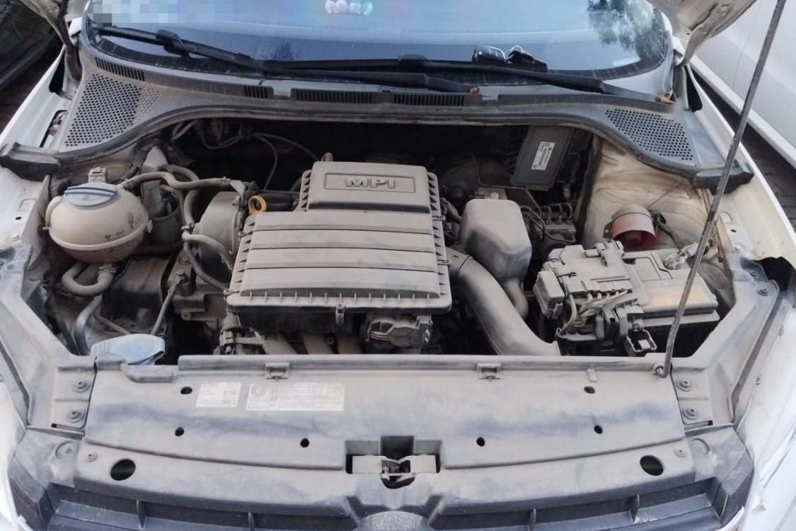 Volkswagen Santana 2015 car image #10