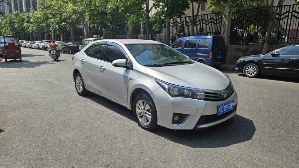 Toyota Corolla 2014 car image #2