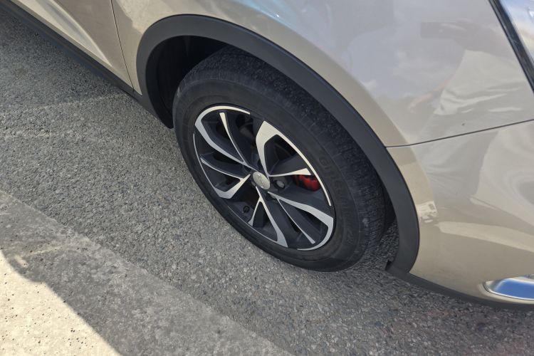 GEELY Emgrand GS 2019 car image #6