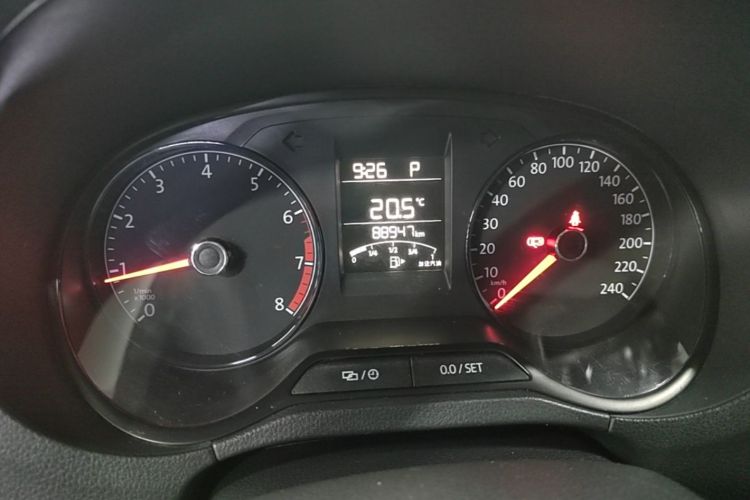 Volkswagen Polo 2016 #12 Volkswagen Polo 2016 car image #12