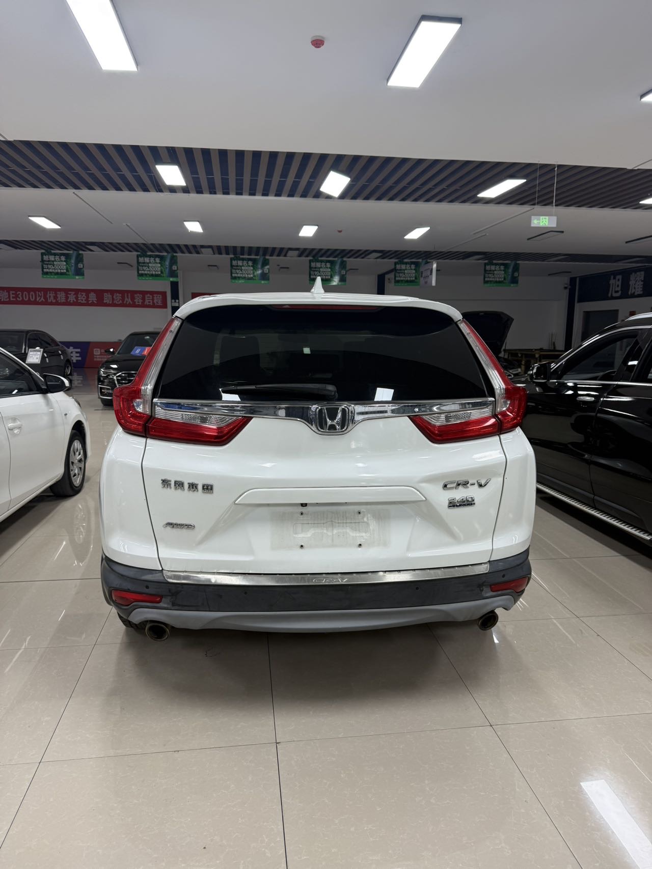 Honda CR-V 2018 изображение автомобиля #8