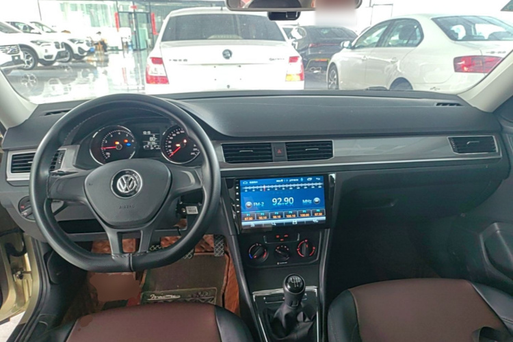 Volkswagen Bora 2020 car image #10