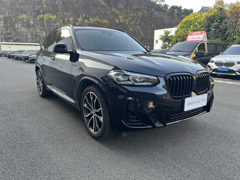 BMW X3 2024 car image #3