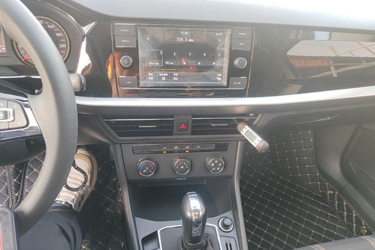 Volkswagen Lavida 2018 car image #13