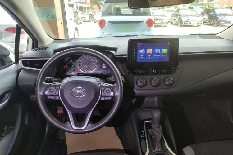 Toyota Corolla 2023 imagen de coche #10