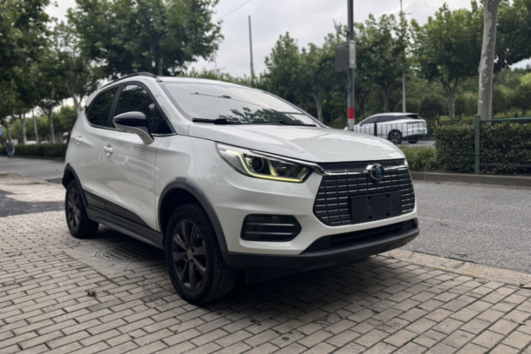 BYD Yuan New Energy 2019 car image #7