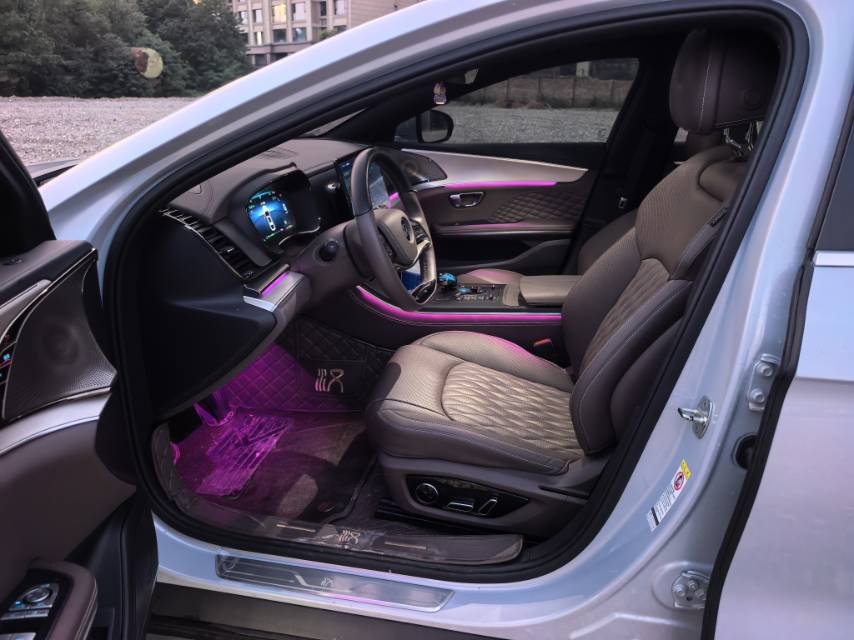 BYD Han 2024 car image #4