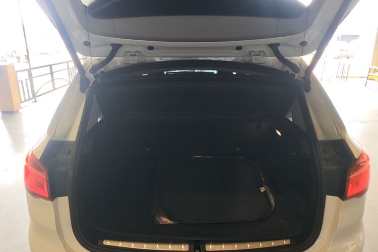 BMW X1 2018 #19 BMW X1 2018 immagine di auto #19