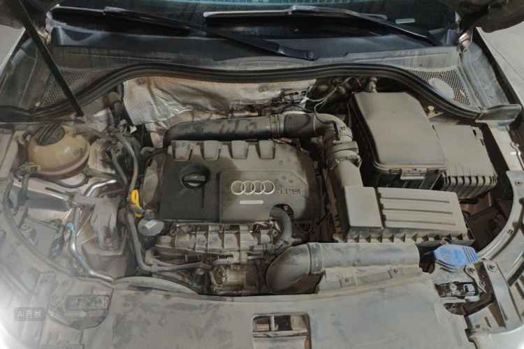 Audi Q3 2016 car image #22