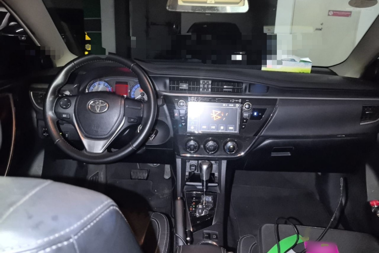 Toyota Corolla 2017 car image #12