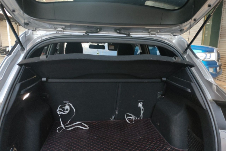 GEELY Coolray 2021 car image #17