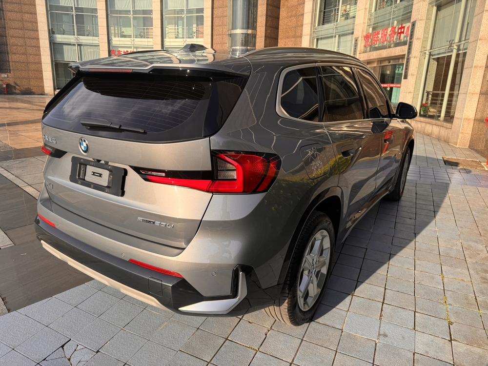 BMW X1 2023 car image #6