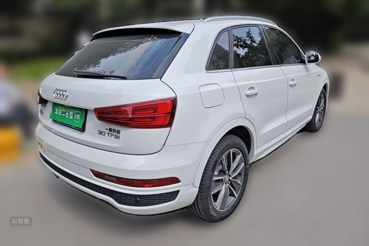 Audi Q3 2019 immagine di auto #7