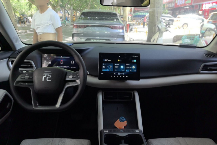 BYD YuanUP 2025 car image #7