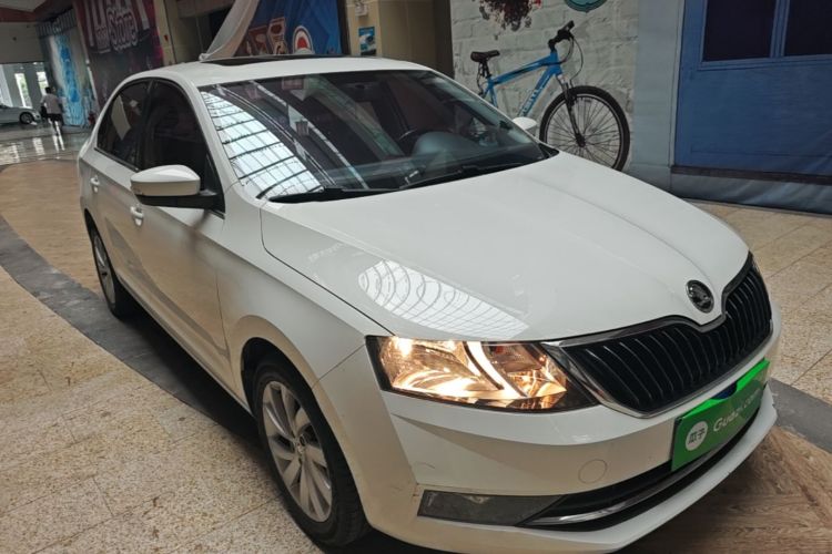 Skoda Rapid 2019 #4 Skoda Rapid 2019 car image #4