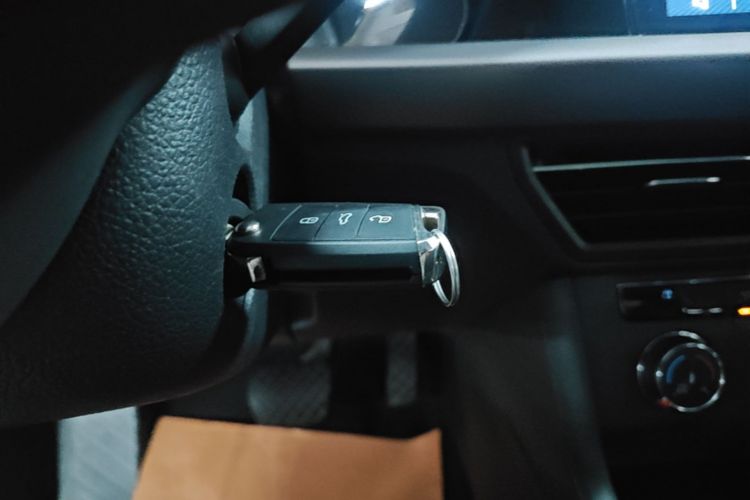 Volkswagen Lavida 2021 car image #9
