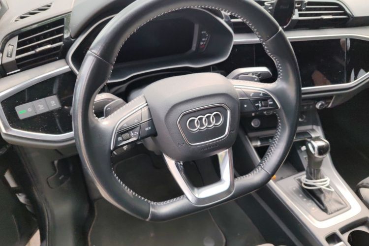 Audi Q3 2020 #11 Audi Q3 2020 car image #11