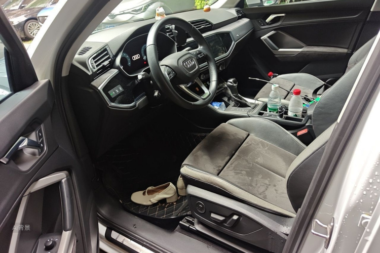 Audi Q3 2019 #18 Audi Q3 2019 car image #18