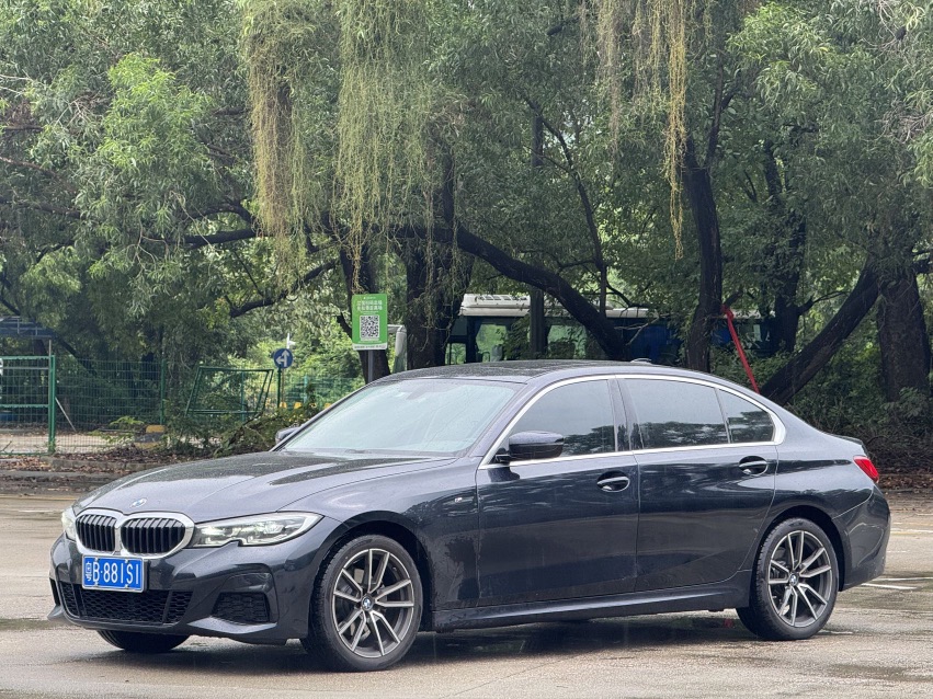 BMW 3 Series 2022 #2 BMW 3 Series 2022 car image #2