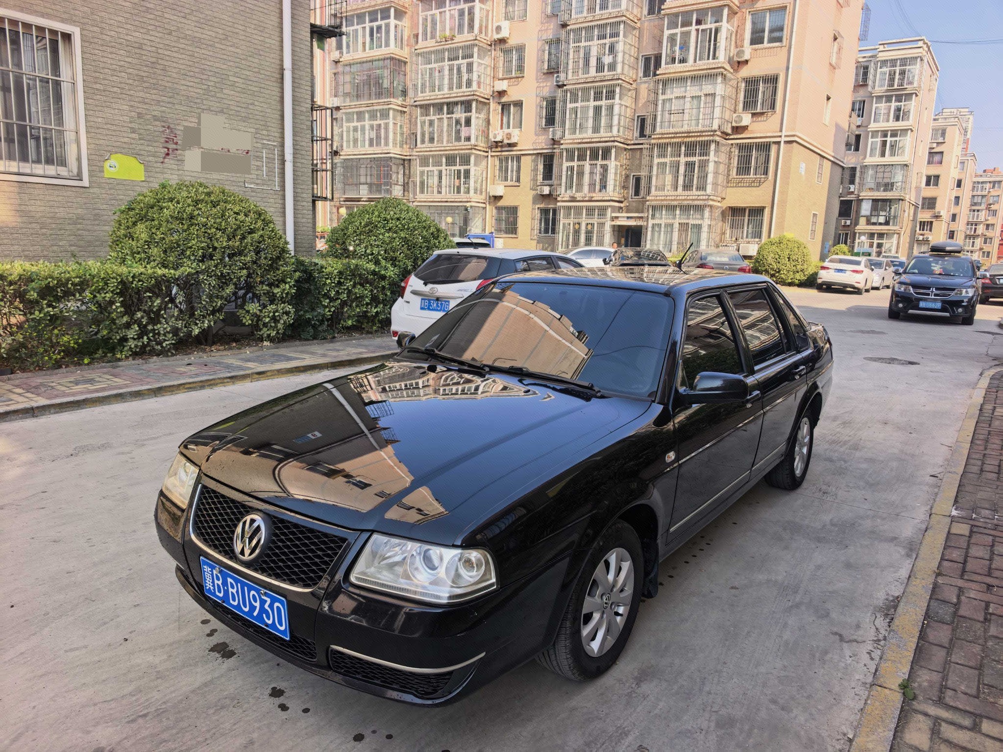 2012 2012 car image