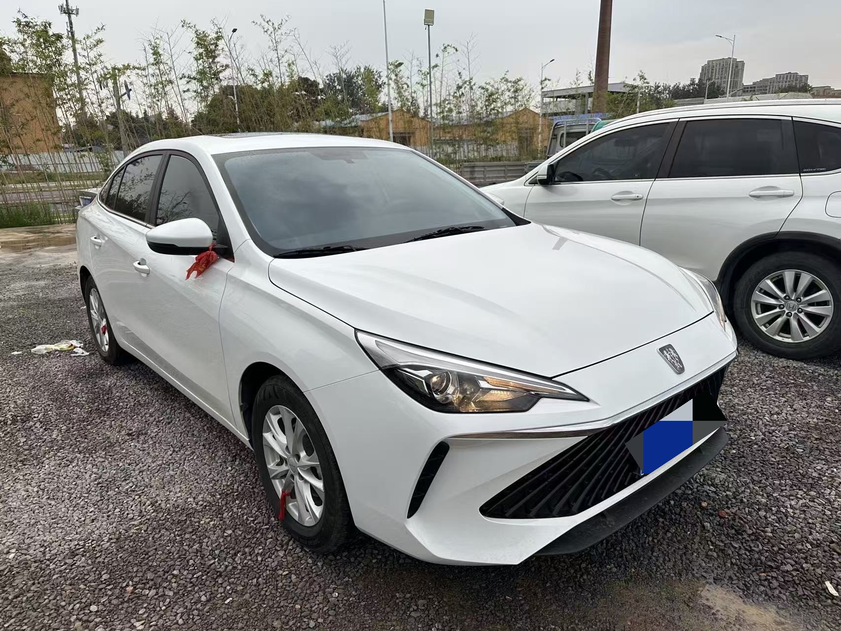 Roewe i5 2025 #2 Roewe i5 2025 صورة سيارة #2