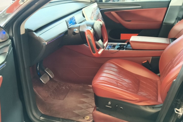 Tesla Model Y 2021 #15 Tesla Model Y 2021 car image #15