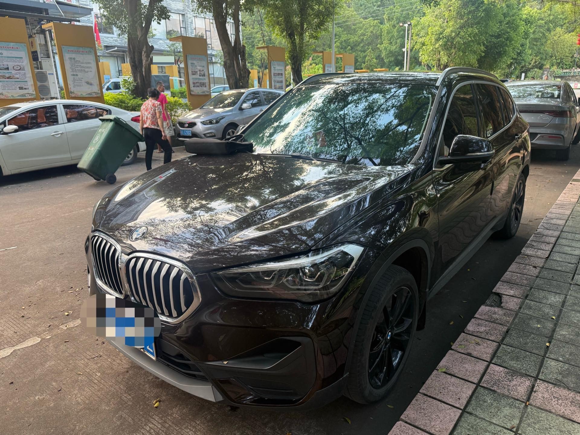 2020 immagine di auto 