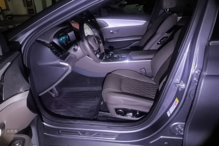 BYD Han 2024 immagine di auto #18