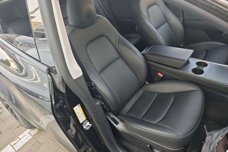 Tesla Model Y 2023 #24 Tesla Model Y 2023 car image #24