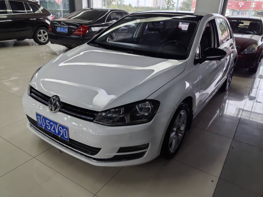 Volkswagen Golf 2017 Volkswagen Golf 2017 car image