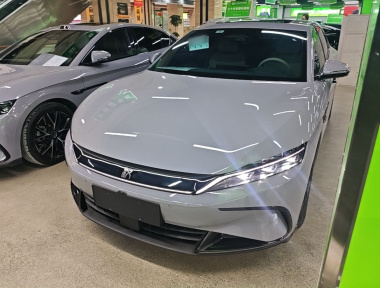 BYD Han 2025 car image 