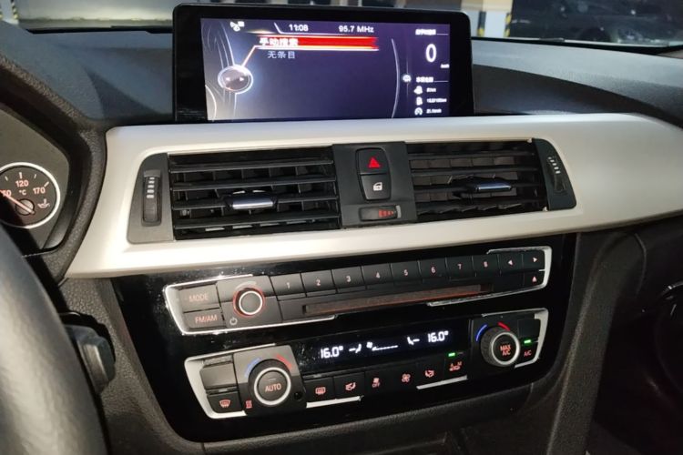 BMW 3 Series 2015 #26 BMW 3 Series 2015 immagine di auto #26